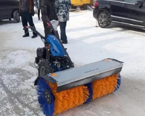 小型扫雪机产品特点介绍